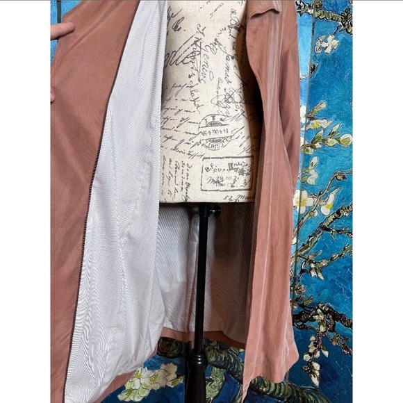 Sz L Banana Republic pink trench coat. - Picture 5 of 9